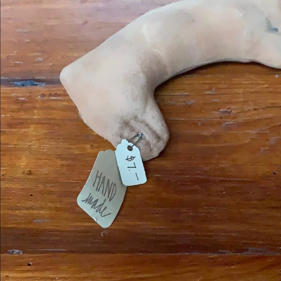 🥕 Handmade Primitive Brown Rabbit - Picture 4 of 6